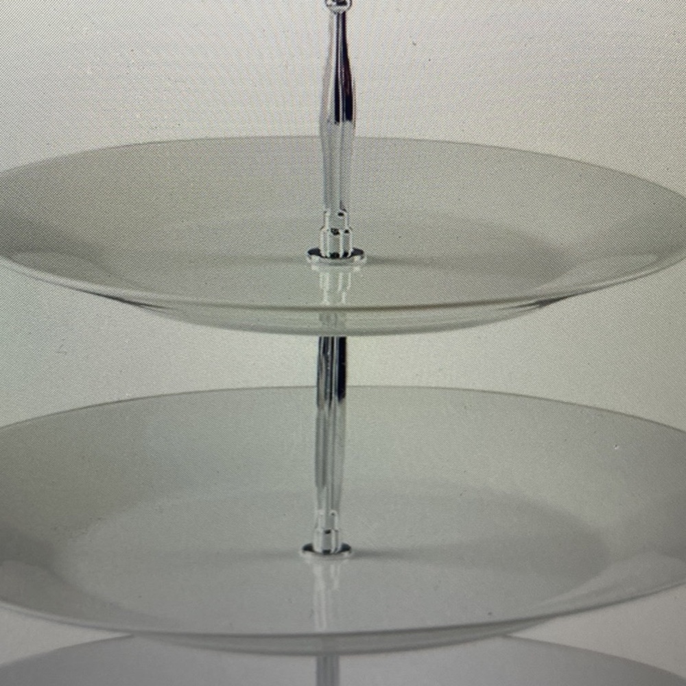 3 tiered serving dishes